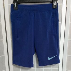 Nike Dri-FIT Boys Blue Athletic Shorts Size Medium Zip Pockets